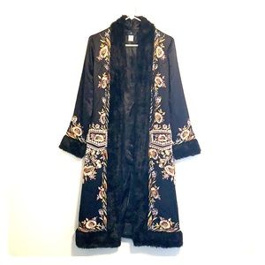 Gorgeous 100%silk coat